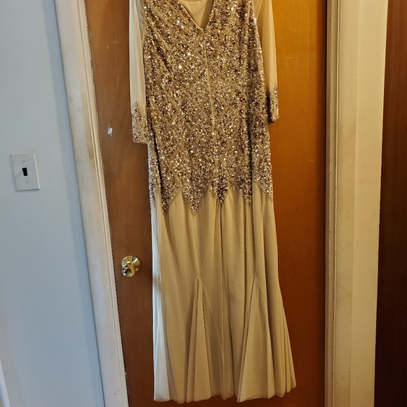 JS Collection Sequined Gown - Picture 2 of 4